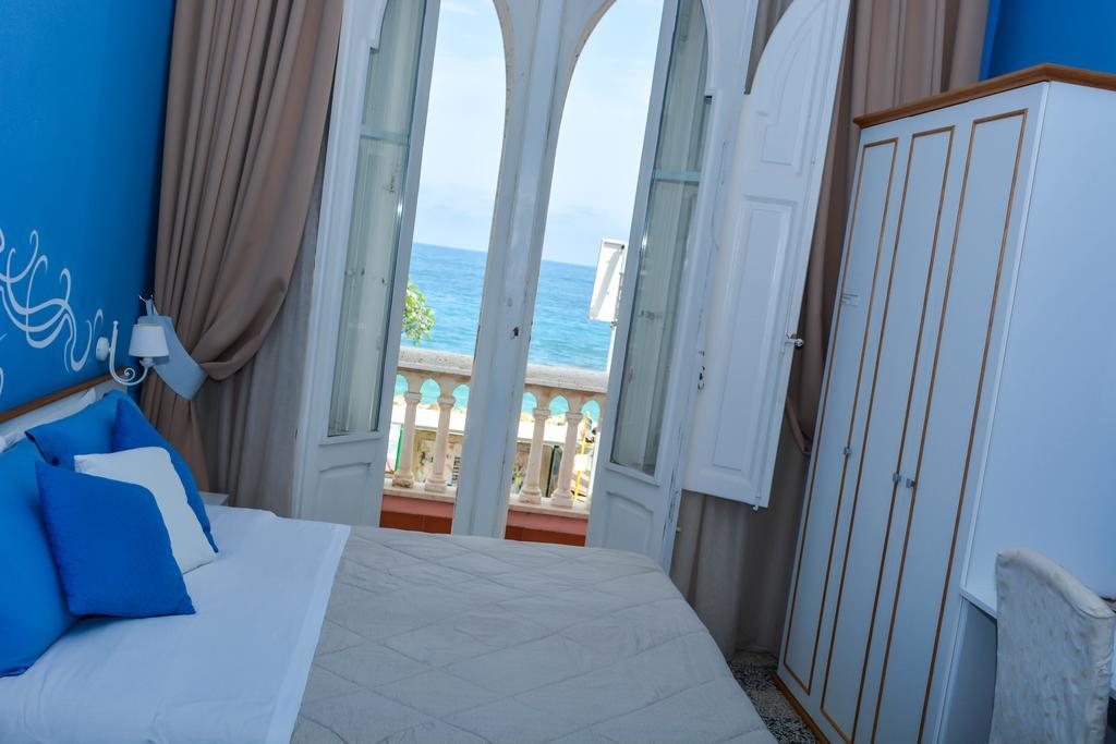 Double Room,401098251:JPEG
