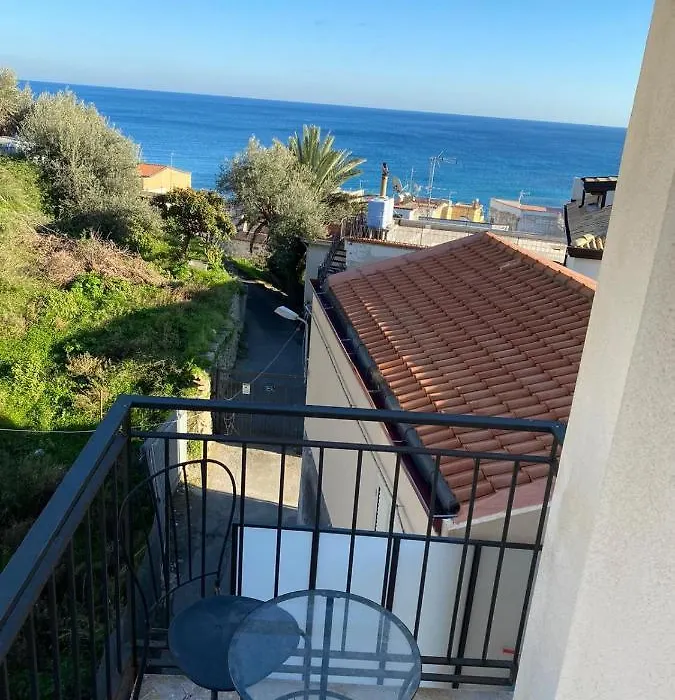 Nick & Santo'S Holiday Homes-1