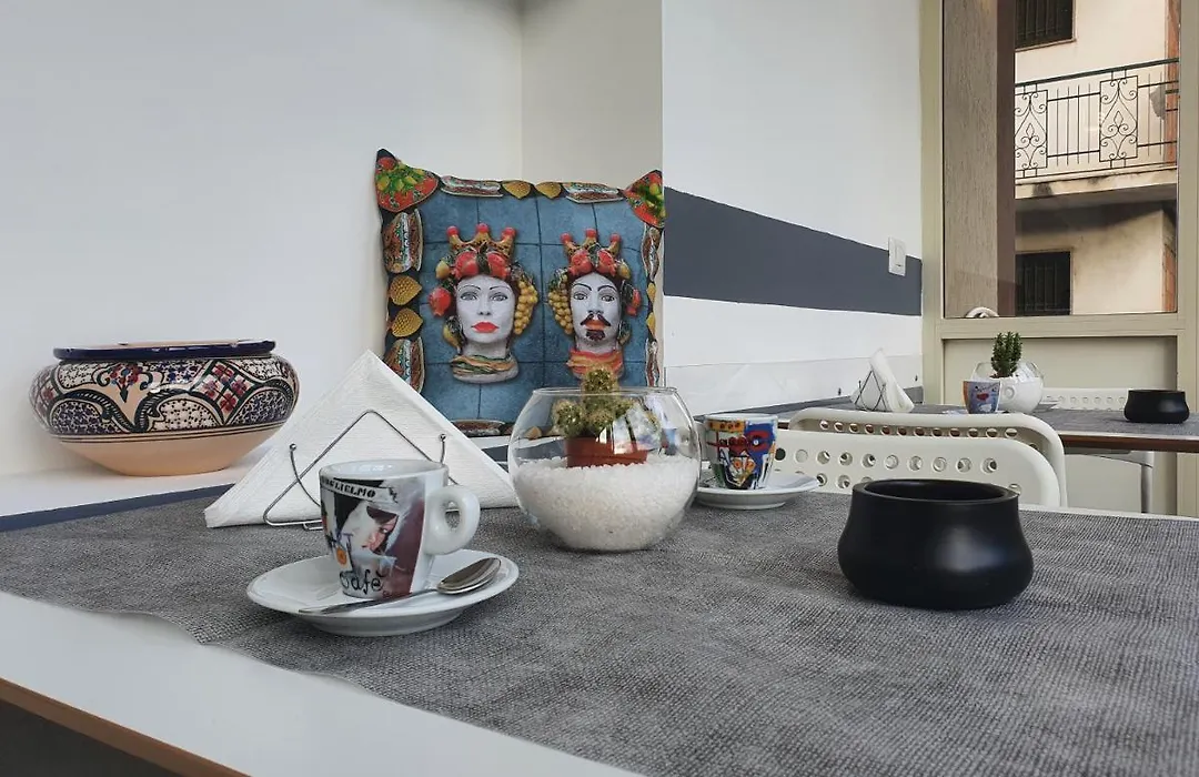 Risea Rooms-1