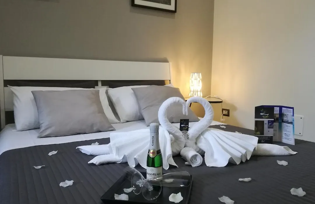 Passi Di Mare Rooms-1